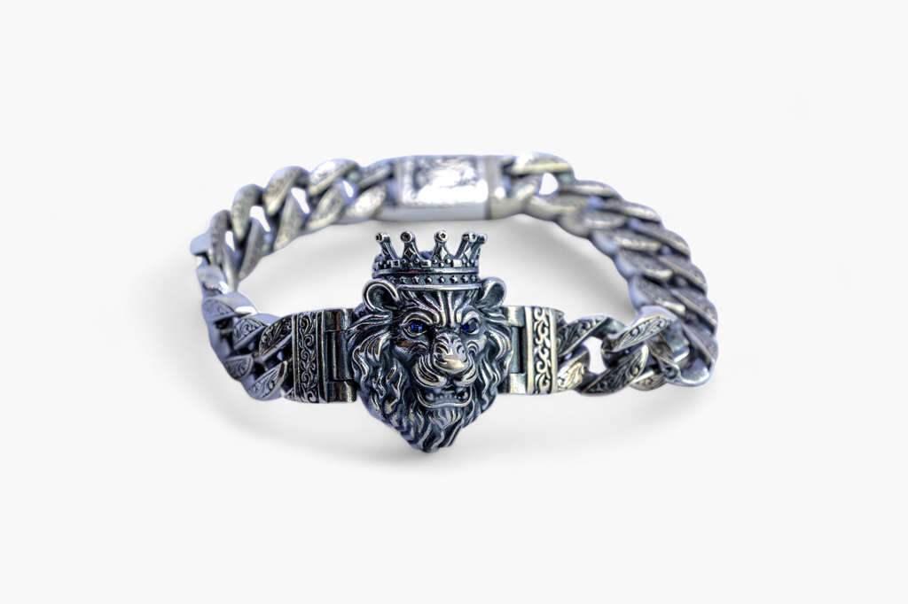 Lion Head Silver Curb Chain Bracelet : P-BR22