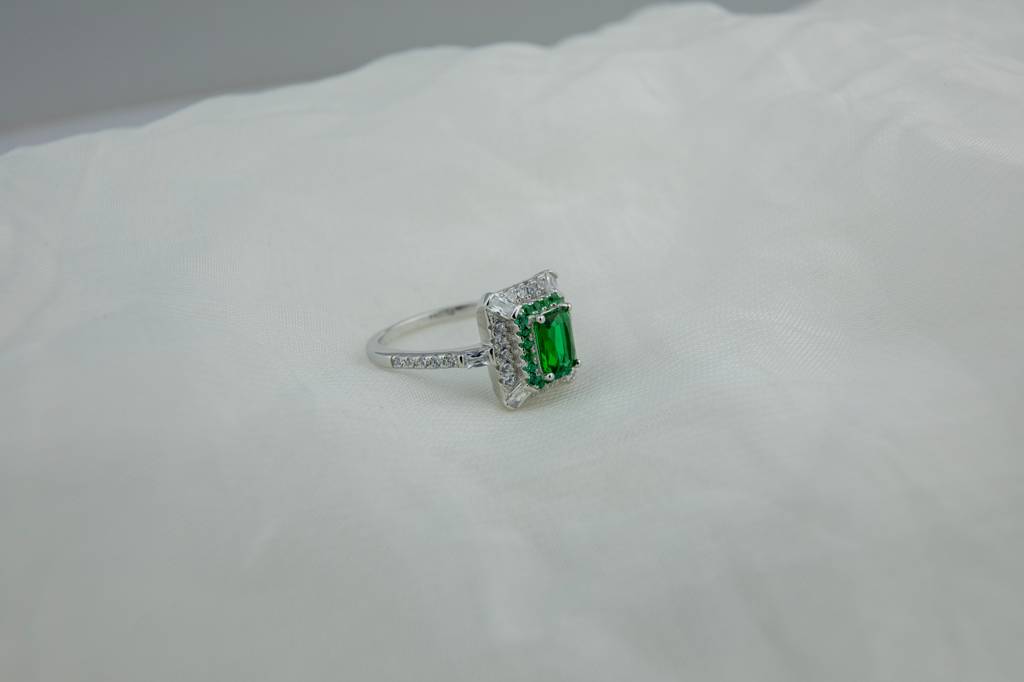 925 Silver Emerald-Cut Statement Ring | Green Cz Halo : SKU-P-RG94