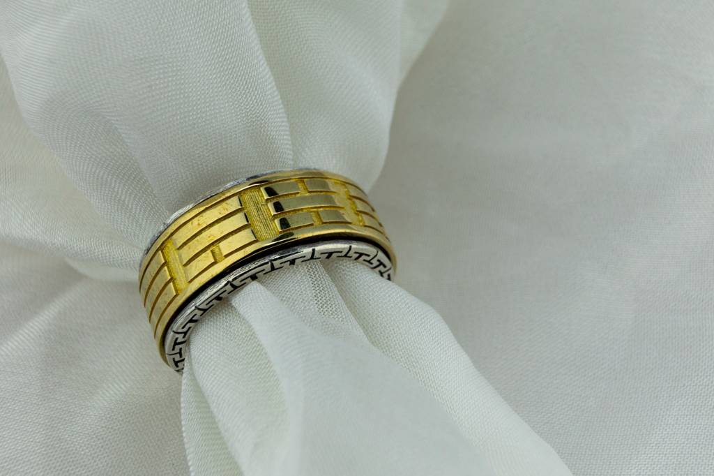 925 Silver Two-Tone "Cage" Spinner Ring | Stress Relief Band : SKU-P-RG5960