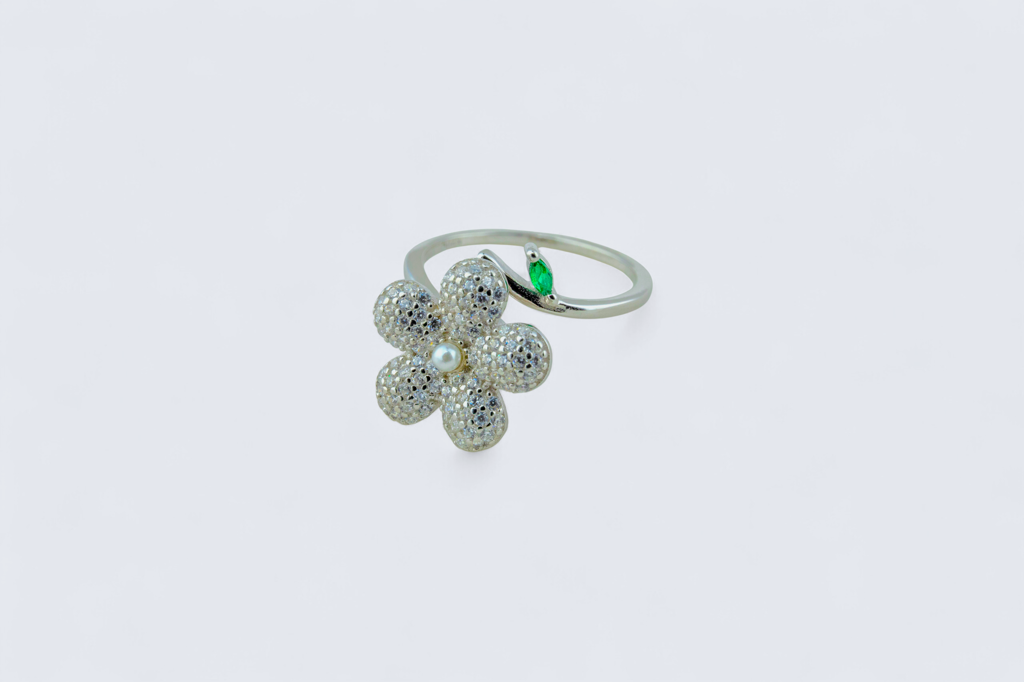 925 Sterling Silver Pave Cz Flower And Leaf Ring : SKU-P-RG99