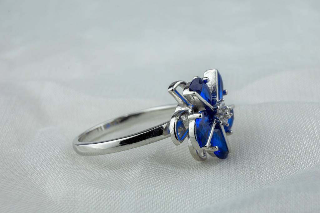 Miraura 925 Silver Sapphire-Blue Blossom Spinner Ring : SKU-P-RG85