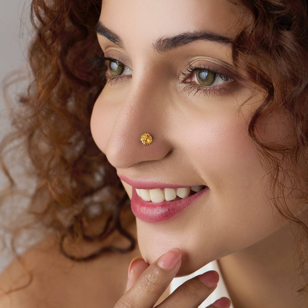 Yuvora 18K Yellow Gold Auric Corona Nose Pin For Women | Screw Back Closure | Bis Hallmarked | Pure Gold : PCNP1034-DC-18YG-IS