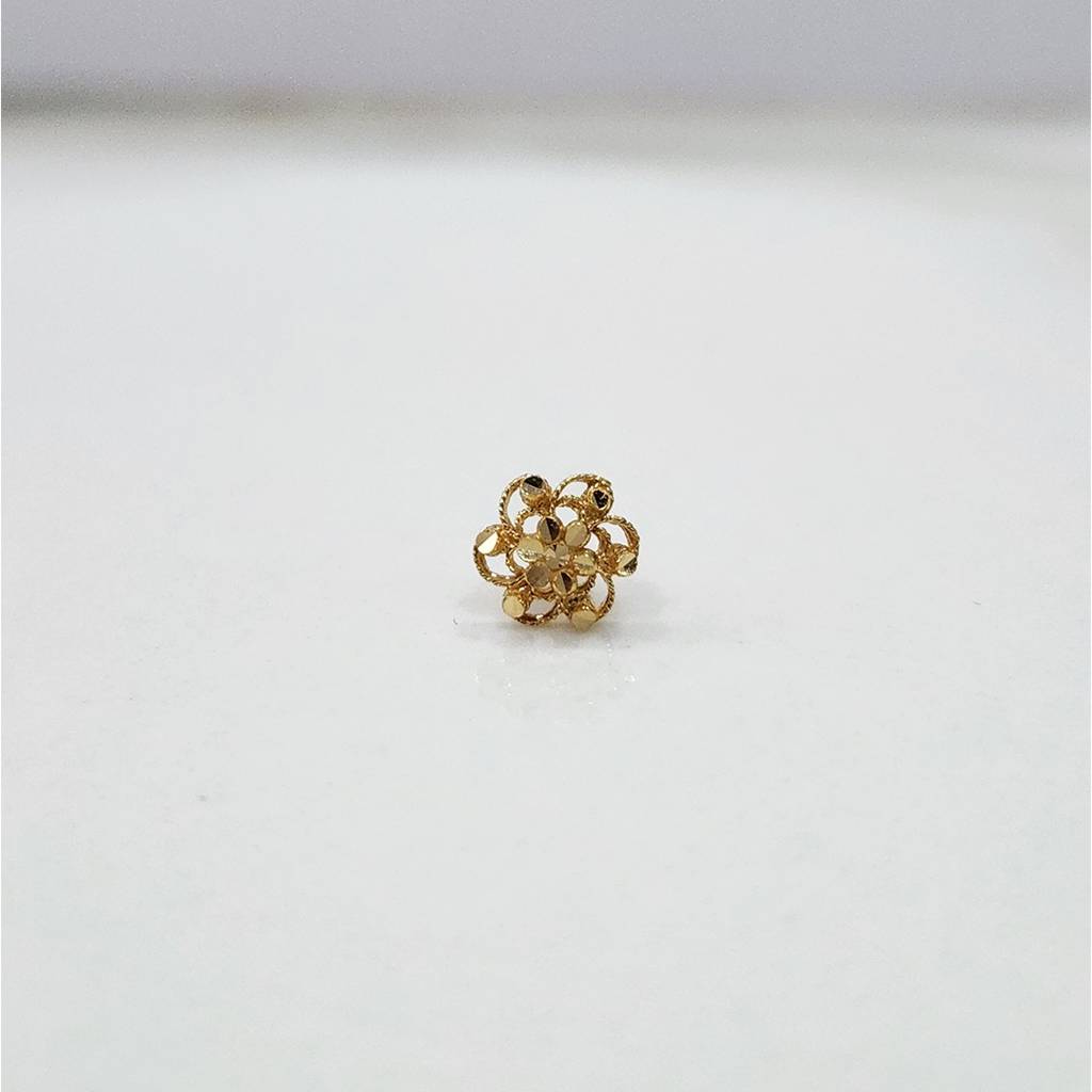 Yuvora 18K Yellow Gold Radiant Filigree Nose Pin For Women | Screw Back Closure | Bis Hallmarked | Pure  : PCNP1066-DC-18YG-IS