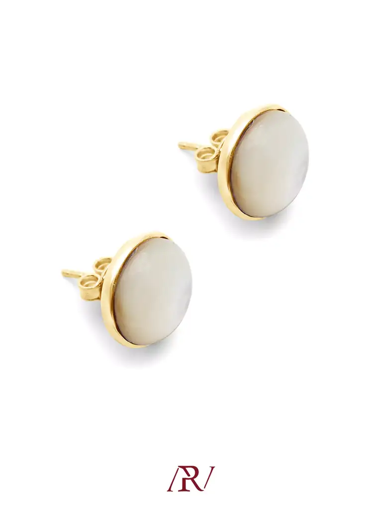 Pearl Studs : ARV-ER-046