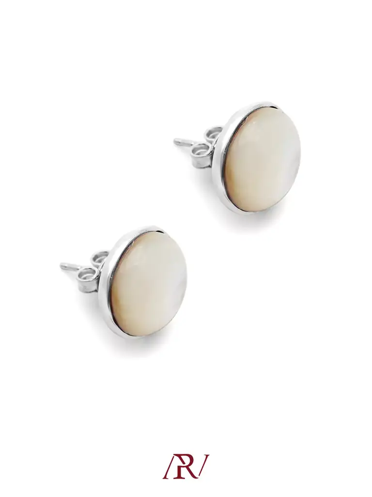 Pearl Studs : ARV-ER-046
