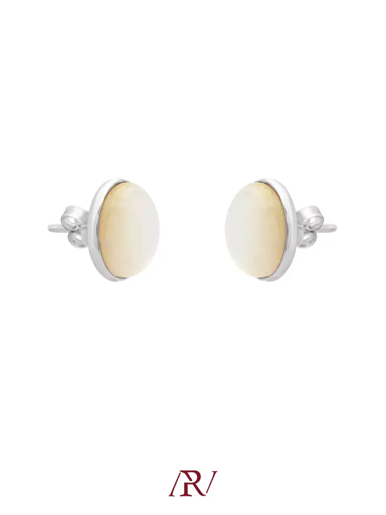 Pearl Studs : ARV-ER-046