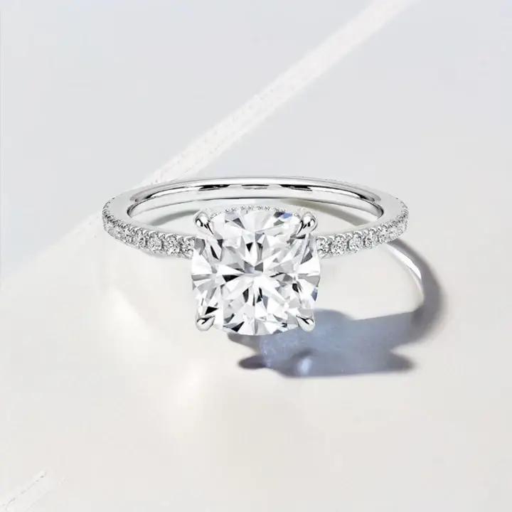 Curated visual reference: Engagement By Helix Reference: Helix 1 18Ct Moissanite Engagement Ring