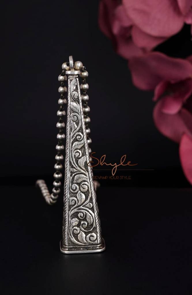 Mizoya Chitai Vintage Hookah Cap Inspired Necklace : SN108