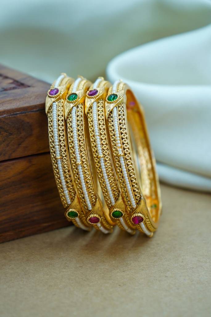 Traditional Pearl & Gold Heritage Bangles : HJ-9