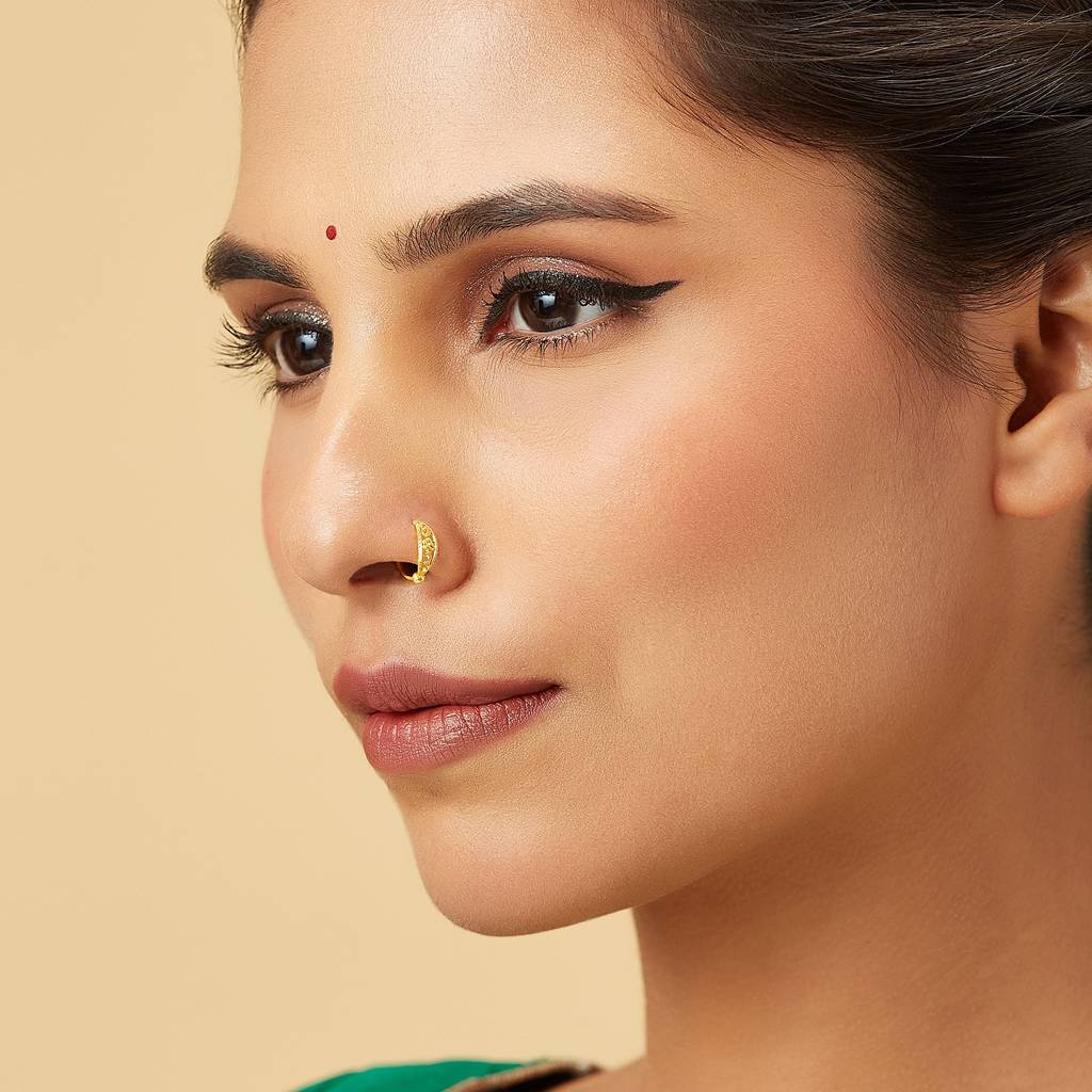 Yuvora 18K Yellow Gold Petal Weave Nose Pin For Women | Screw Back Closure | Bis Hallmarked | Pure Gold Nose : PNR1006-DC-18YG