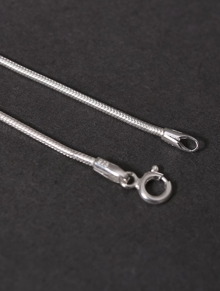 thumbnail image 2 of Dolce Valentina 925 Sterling Silver Anklet – Birthstone Heart Charm, 9.5” Curb Chain 2 of 4