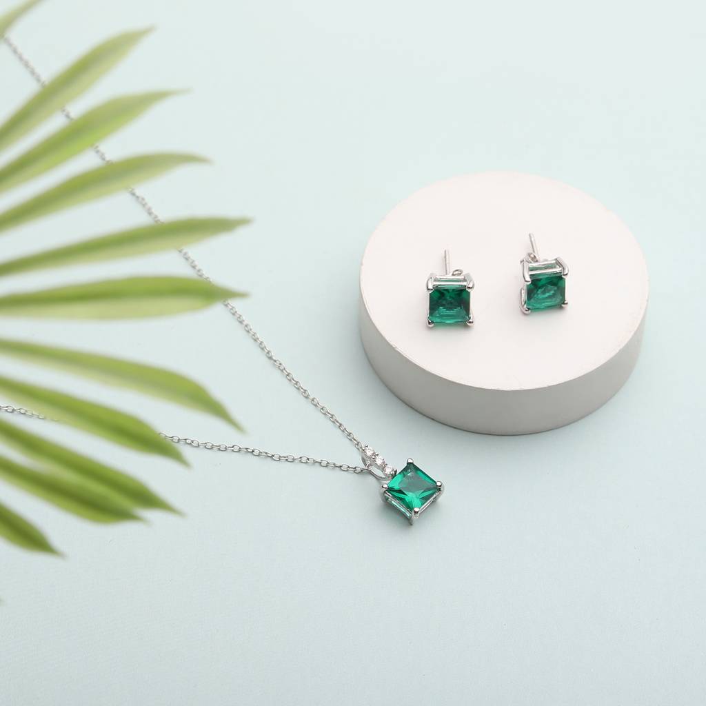 Iski Uski 925 Sterling Silver Deena Emerald Pendant Set