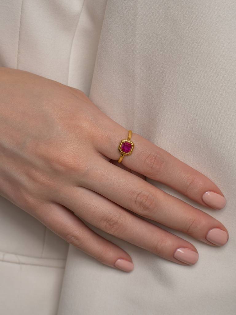 Ruby Classic Band Ring 925 Sterling Silver 18Kt Gold Vermeil Jewellery For Women : QA123006Y15
