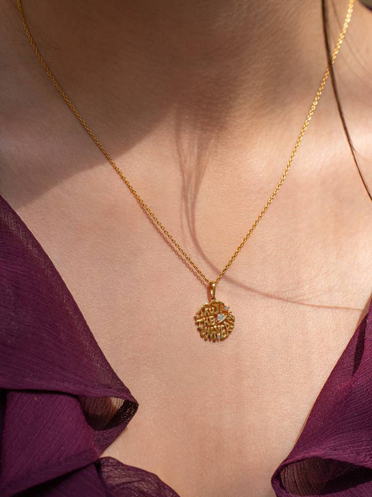 Trust Universe Pendant 925 Sterling Silver 18Kt Gold Vermeil Jewellery For Women : QC173003_Y