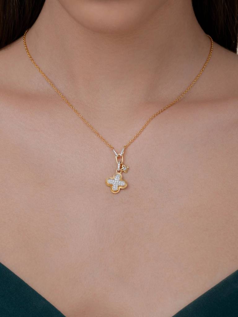 Textured Radiant Clover Necklace 925 Sterling Silver 18Kt Gold Vermeil Jewellery For Women : QG156007_Y