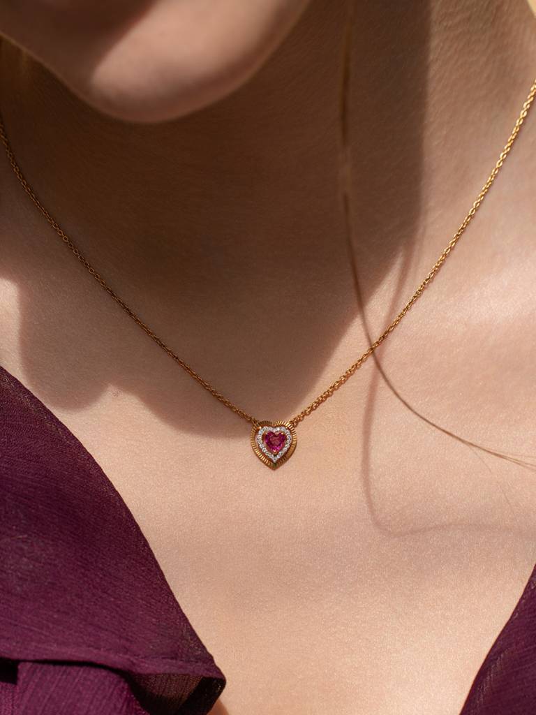 Heart Glow Pendant 925 Sterling Silver 18Kt Gold Vermeil Jewellery For Women : QG170001_Y