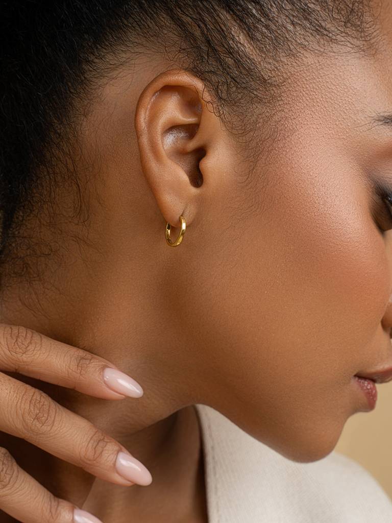 Simple Gold Hoops Earrings 925 Sterling Silver 18Kt Gold Vermeil Jewellery For Women : QM102002_Y
