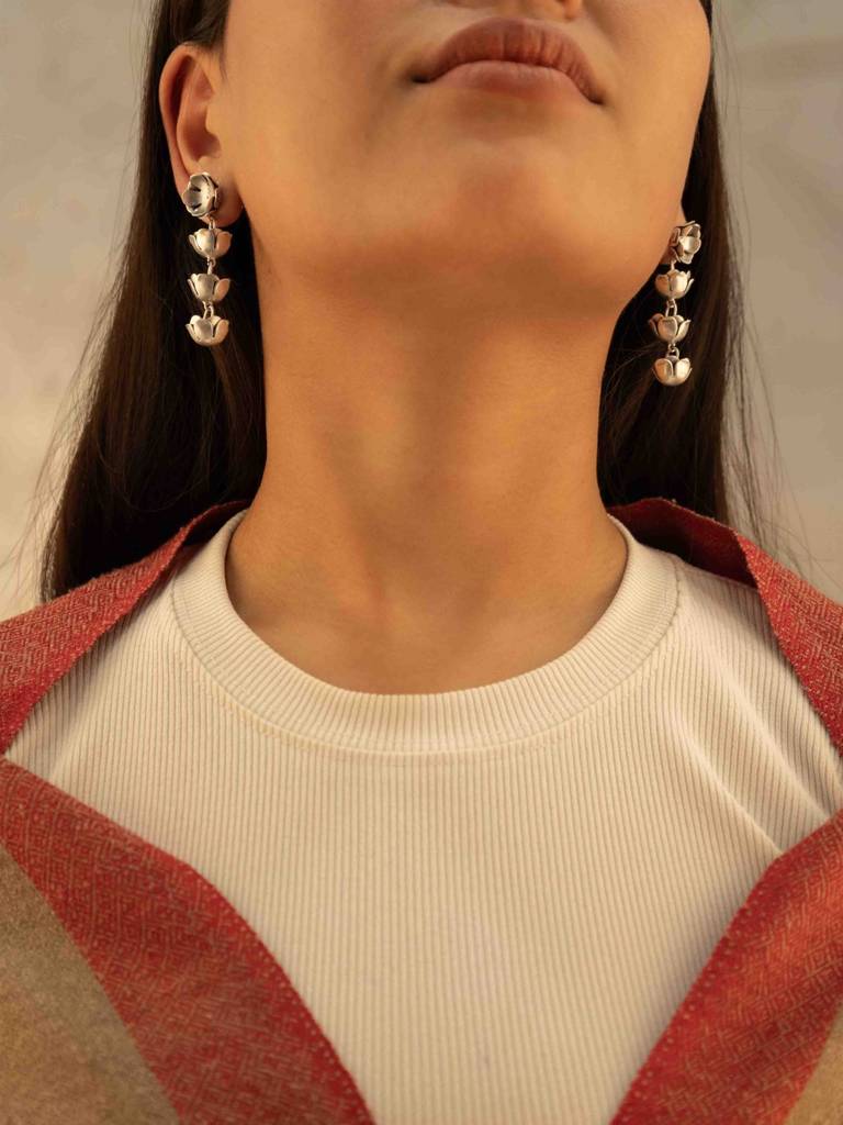 Qurbat Flora Layered Earrings : SE5002