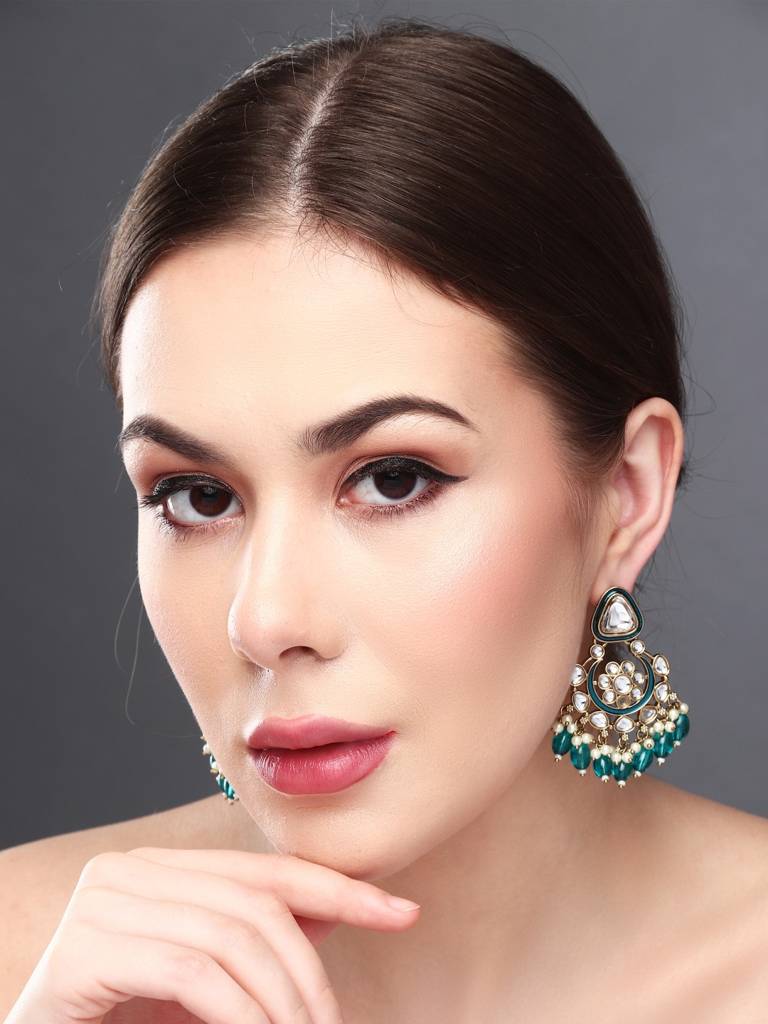 Kundan Hoop Pearl Fringe Earrings : S24FAER238GRN