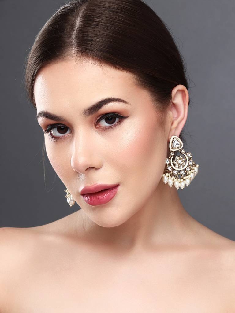 Kundan Hoop Pearl Fringe Earrings : S24FAER238WHT