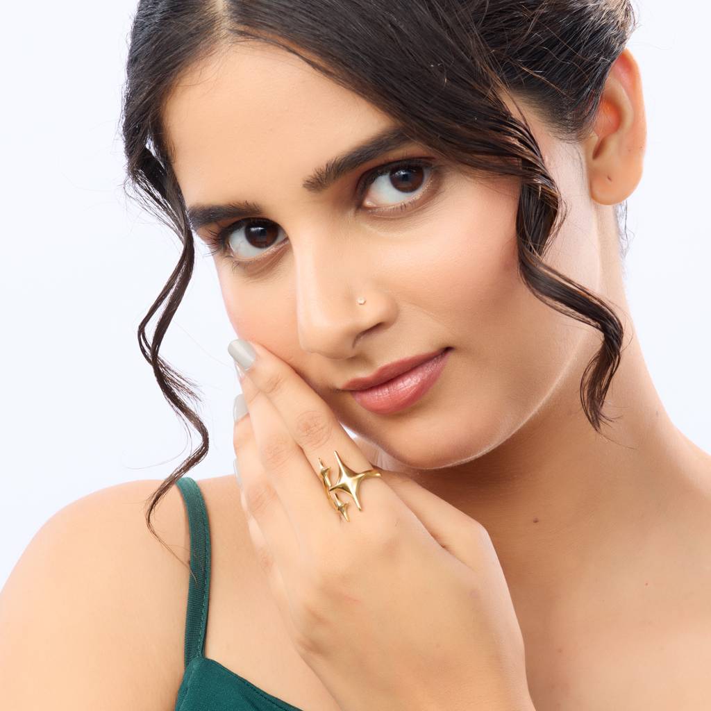 Gilded Galaxy Wrap Ring : RG117