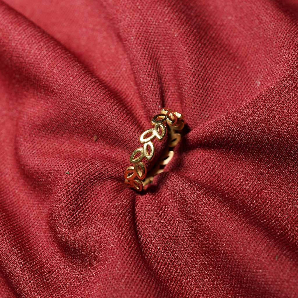 Golden Leaf Whisper Open Ring : RG132