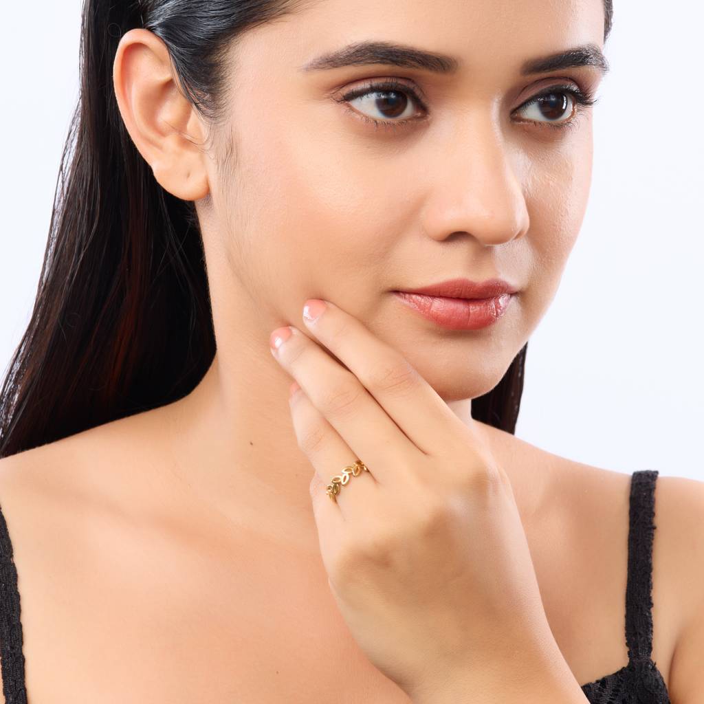 Golden Leaf Whisper Open Ring : RG132