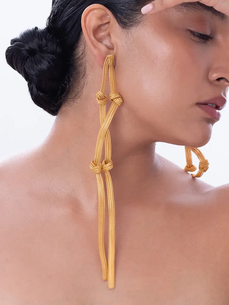 Double-Knotted Golden Mesh Long Earrings : M02-EA