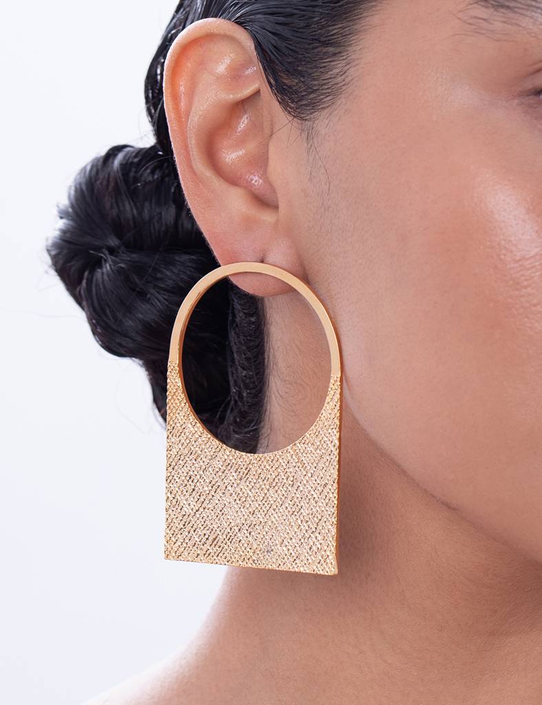 Contour Earrings : H14-EA