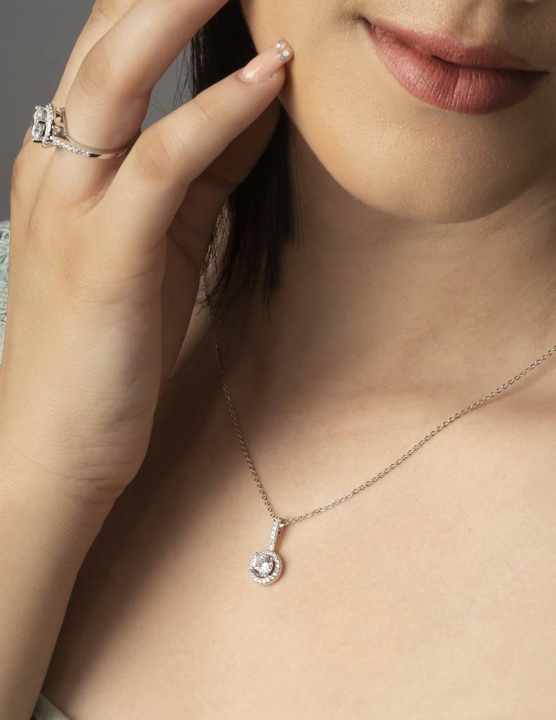 Brd Jewelry 925 Sterling Silver Halo Round Shape White Ad Pendant With Chain For Women & Girls : BRD293118