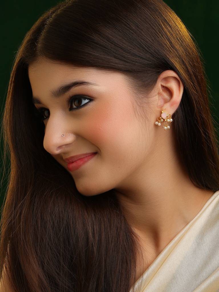 Motiyaar Pearl Cluster Ear Climber – Simar Collection : RRKMAY26-33