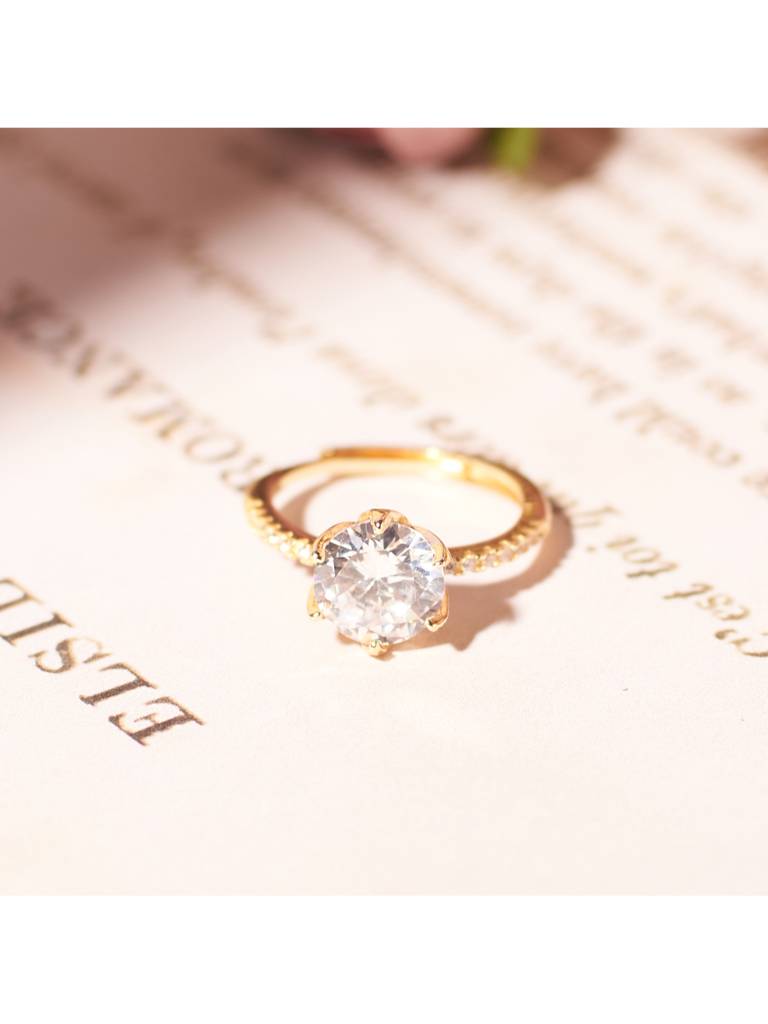 Sparkling Round Crystal Ring For Women & Girls : RS14307-G
