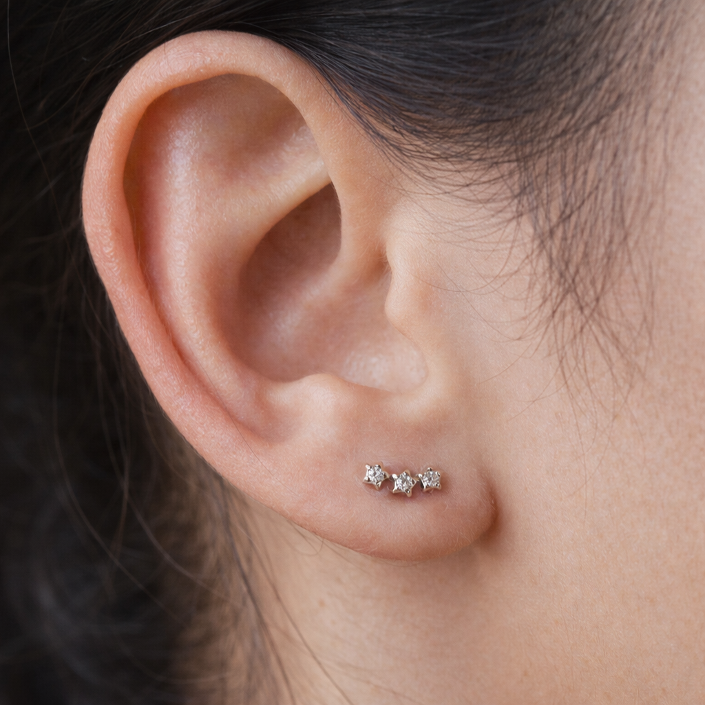Petite-Diamond-Curve-Studs-GV