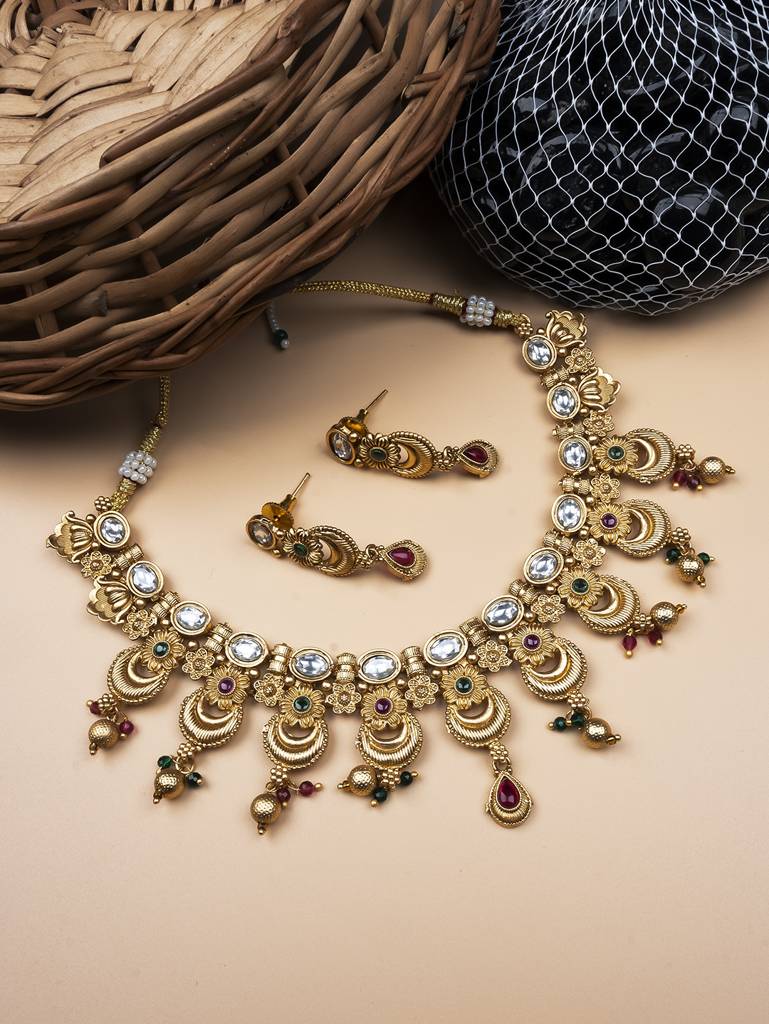 Luxurious Gold Plated Rajwadi Necklace Set : SAJP03