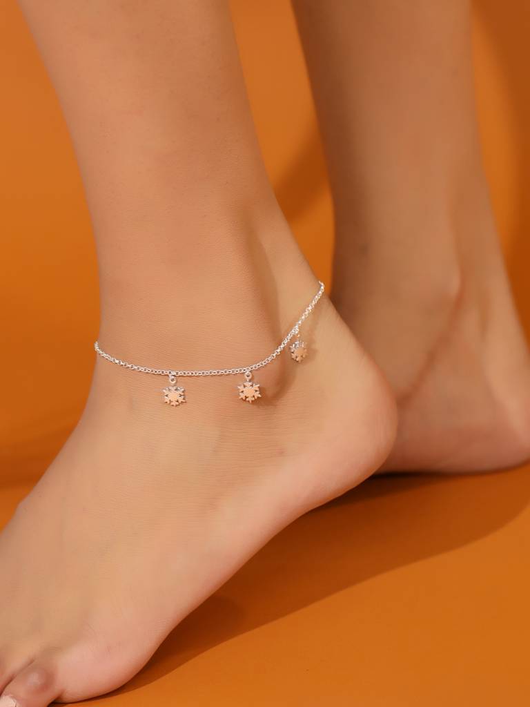 Kicky And Perky 925 Sterling Silver Snowflake Charm Anklet : SILANKCH008