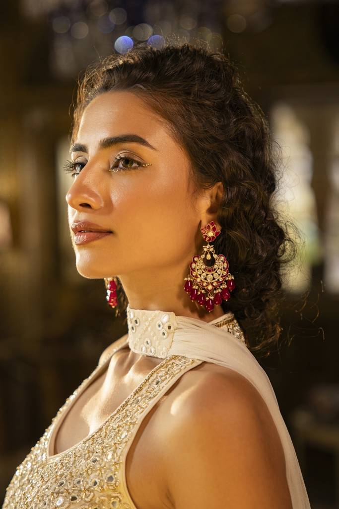 Kicky And Perky 925 Sterling Silver Gold Plated Red Talphe, Moissanite Polki, Moissanite With Pearls And Red O : SILCBE013