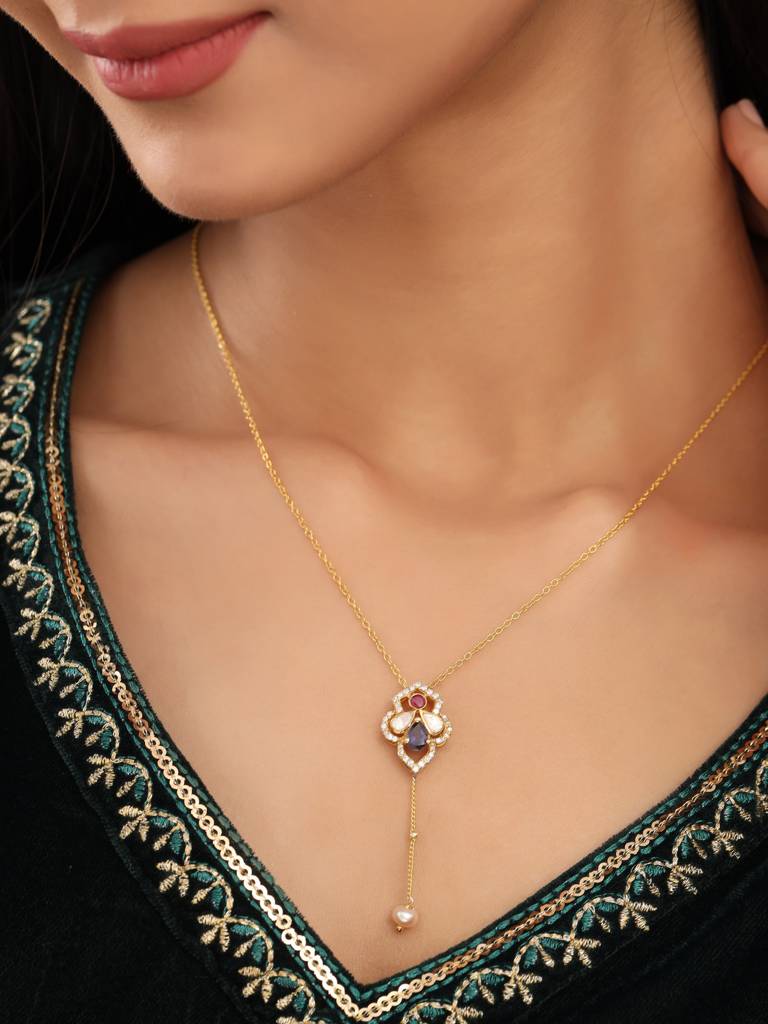 925 Sterling Silver Gold-Plated Stone-Studded Pendant With Chain : SILDWP013