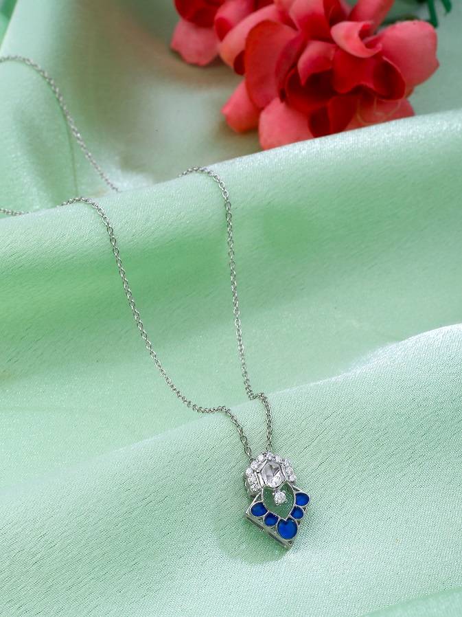 925 Sterling Silver Moissanite Studded Pendant With Chain : SILDWP016