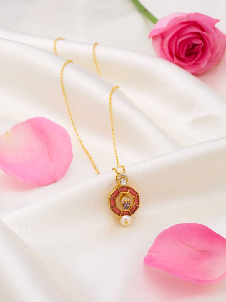 925 Sterling Silver Gold-Plated Stone-Studded Pendant With Chain : SILDWP018