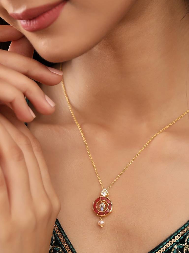 925 Sterling Silver Gold-Plated Stone-Studded Pendant With Chain : SILDWP018