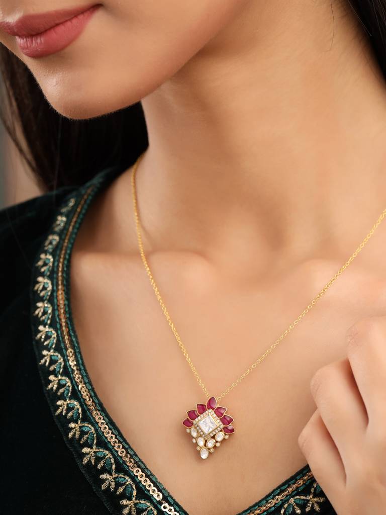 925 Sterling Silver Gold-Plated Stone-Studded Pendant With Chain : SILDWP020