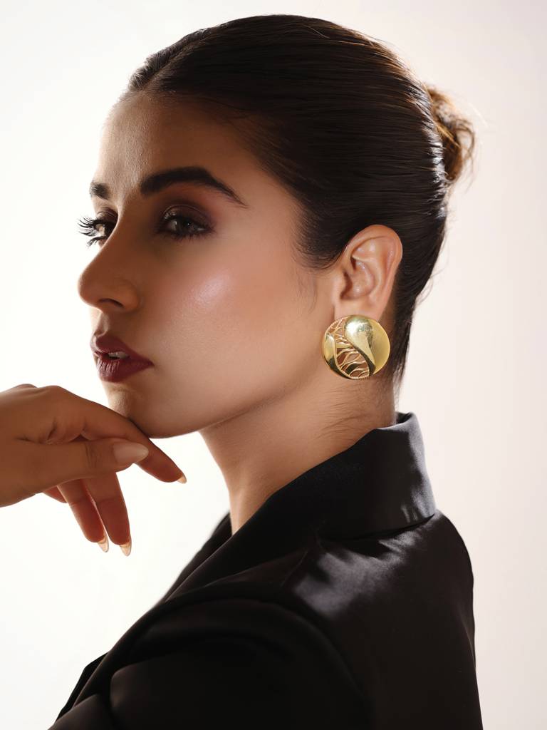 Kicky And Perky 925 Sterling Silver Gold Plated Jaali Stud Earring For Women : SILGENE020_G