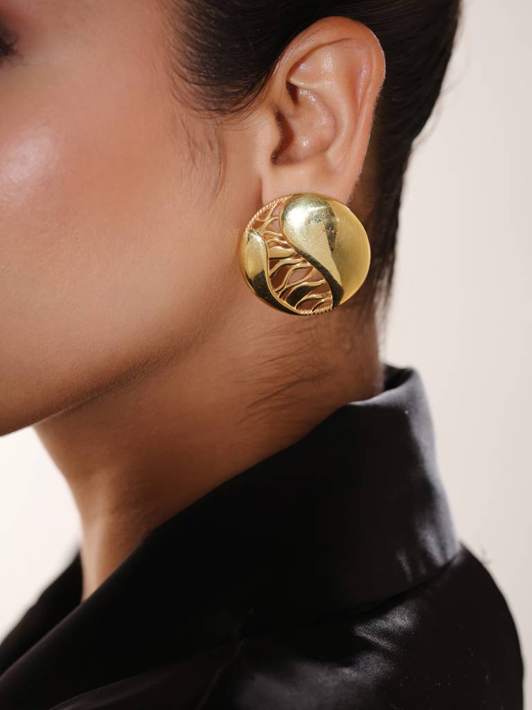 Kicky And Perky 925 Sterling Silver Gold Plated Jaali Stud Earring For Women : SILGENE020_G