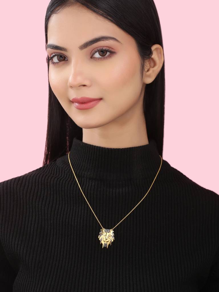 925 Sterling Silver Gold Plated Majesty Lion Pendant : SILJSP007