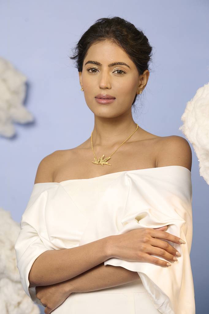 925 Sterling Silver Gold Plated Bird Pendant For Women : SILKNPP001_G