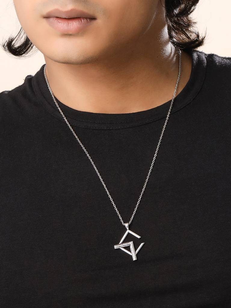 925 Sterling Silver With Men Pendant With Chain : SILMENP011_S