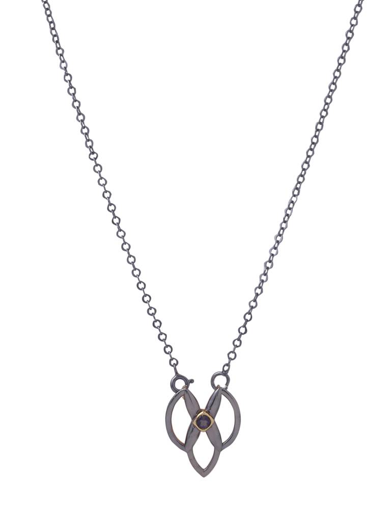 Veridian: The Timeless Relic Pendant With Chain For Men : SILMENP015