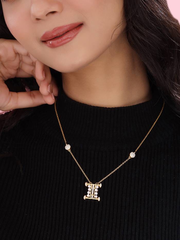 925 Sterling Silver Moissanite & Labradorite Studded 'I' Alphabet Pendant With Chain : SILSNP009