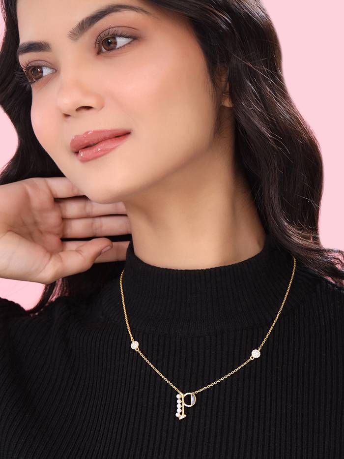 925 Sterling Silver Moissanite & Labradorite Studded 'P' Alphabet Pendant With Chain : SILSNP016