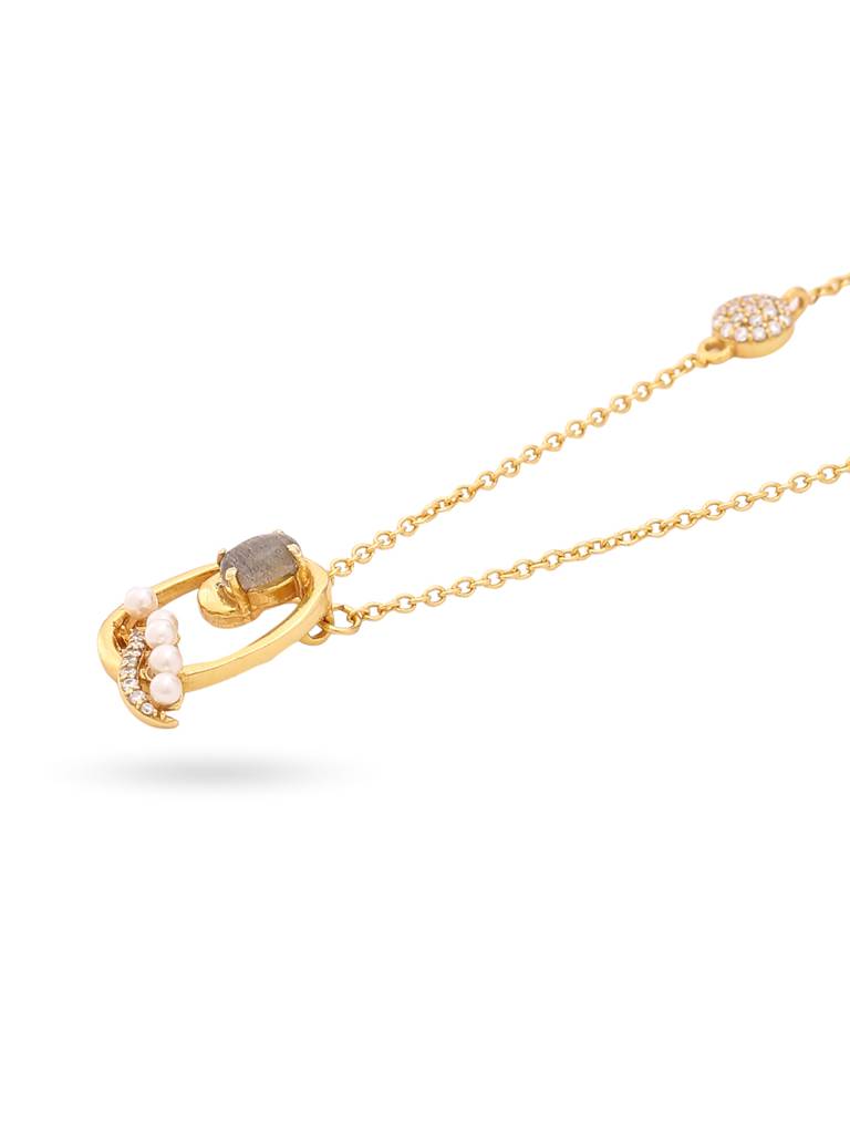 925 Sterling Silver Moissanite & Labradorite Studded 'Q' Alphabet Pendant With Chain : SILSNP017